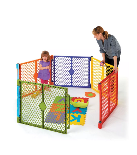 Toddleroo by North States Superyard Colorplay - Puerta independiente de 6 paneles