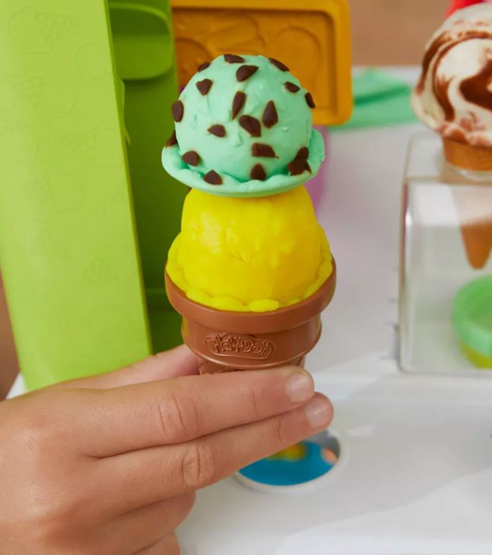 Play Doh kitchen creations super de helados