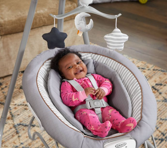 Mecedora Eléctrica Fisher Price Cradle And Swing Es suave, cómodo y tan  relajante que a su bebé le encantará acurrucarse en el columpio Sweet