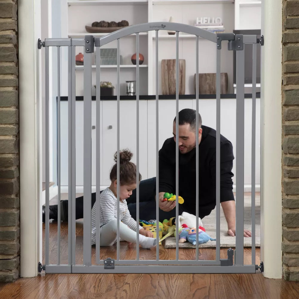 Summer Infant - Valla de seguridad decorativa con puerta ideal para hogares  con niños y mascotas